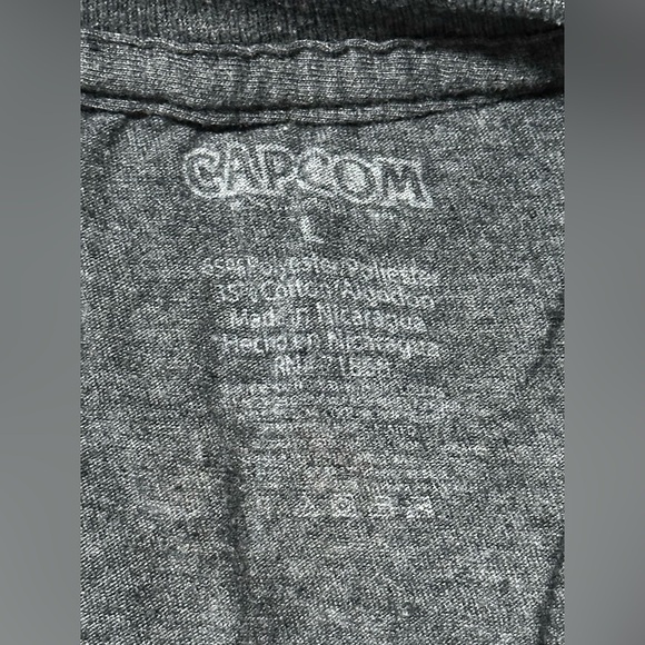 Capcom shirt - Picture 7 of 7